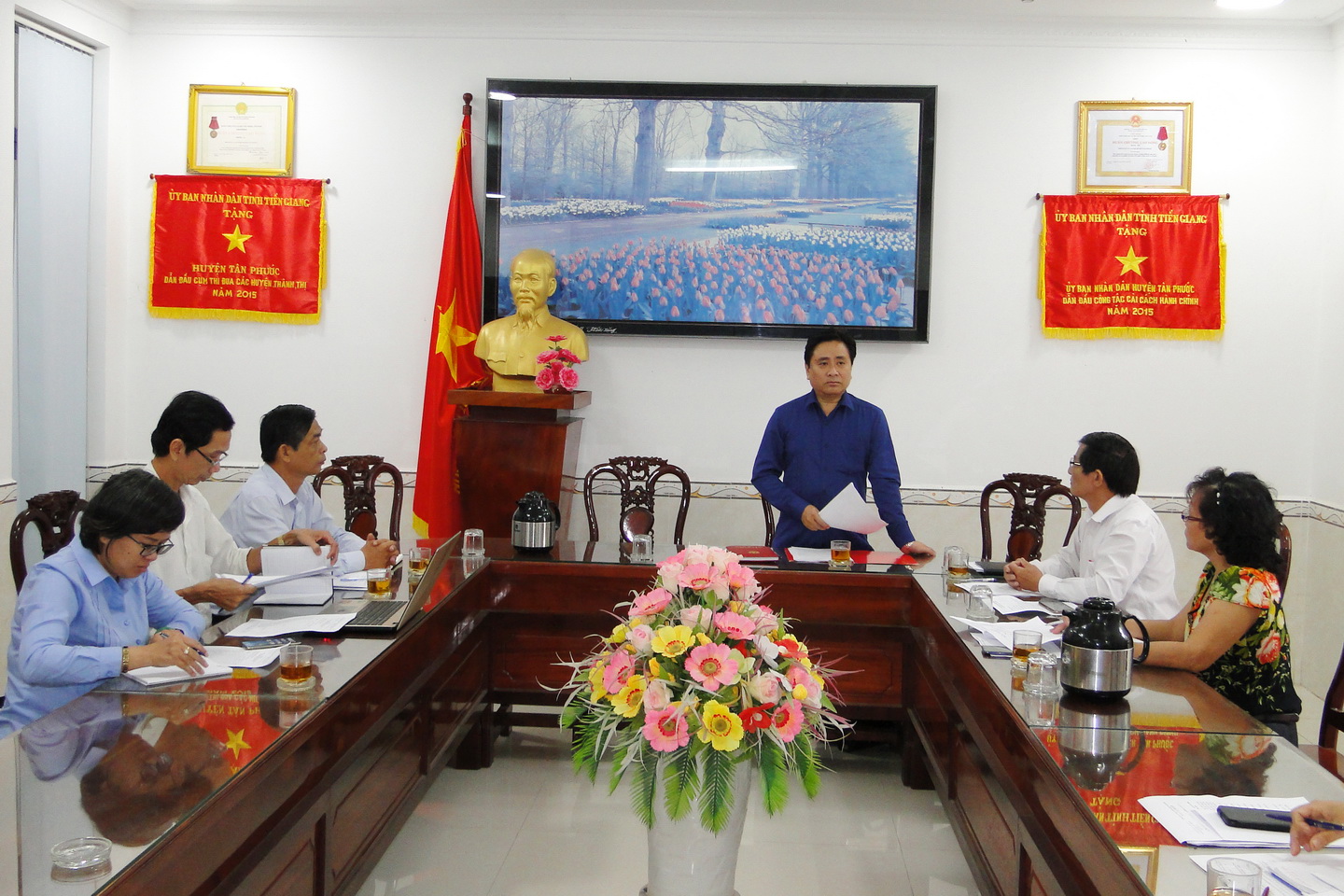  Phó Chủ tịch UBND tỉnh làm việc với Ban chỉ đạo phòng chống dịch bệnh huyện Tân Phước