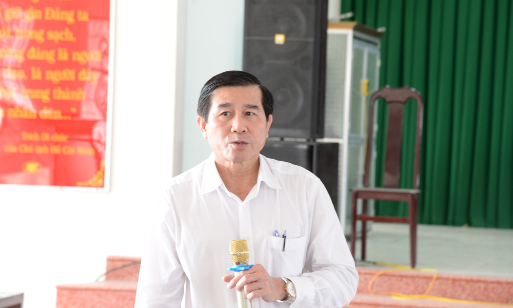 Chủ tịch UBND tỉnh Lê Văn Hưởng kết luận tại buổi kiểm tra.