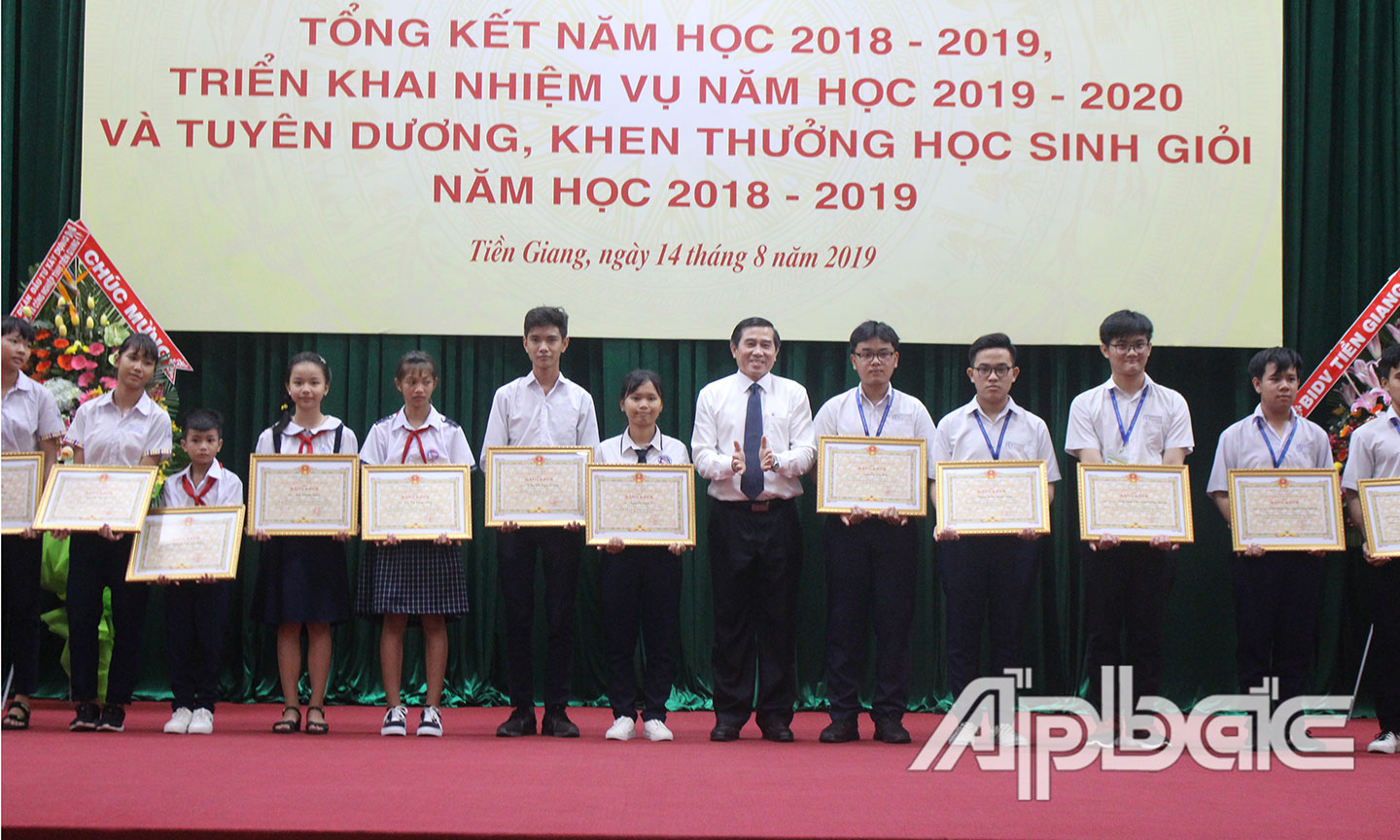 Thành tích về bồi dưỡng học sinh giỏi của tỉnh Tiền Giang trong thời gian qua luôn được đánh giá cao.