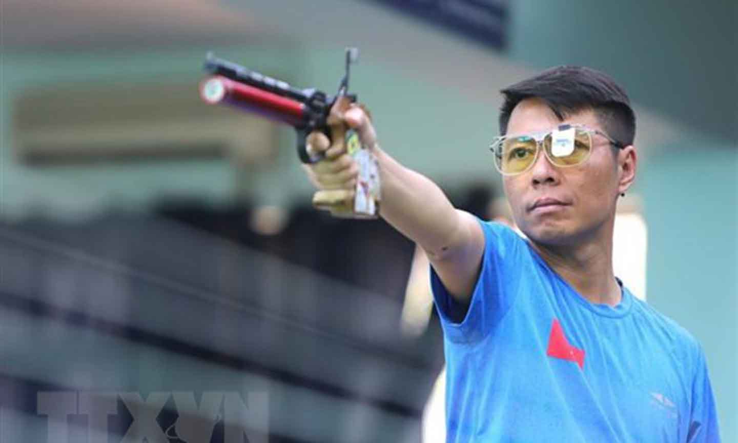 Vận động viên bắn súng Trần Quốc Cường nhiều lần giành huy chương Vàng SEA Games, huy chương Đồng ASIAD 2018, tham dự Olympic 2016, bắt đầu tập luyện trở lại. (Ảnh: Thành Đạt/TTXVN)