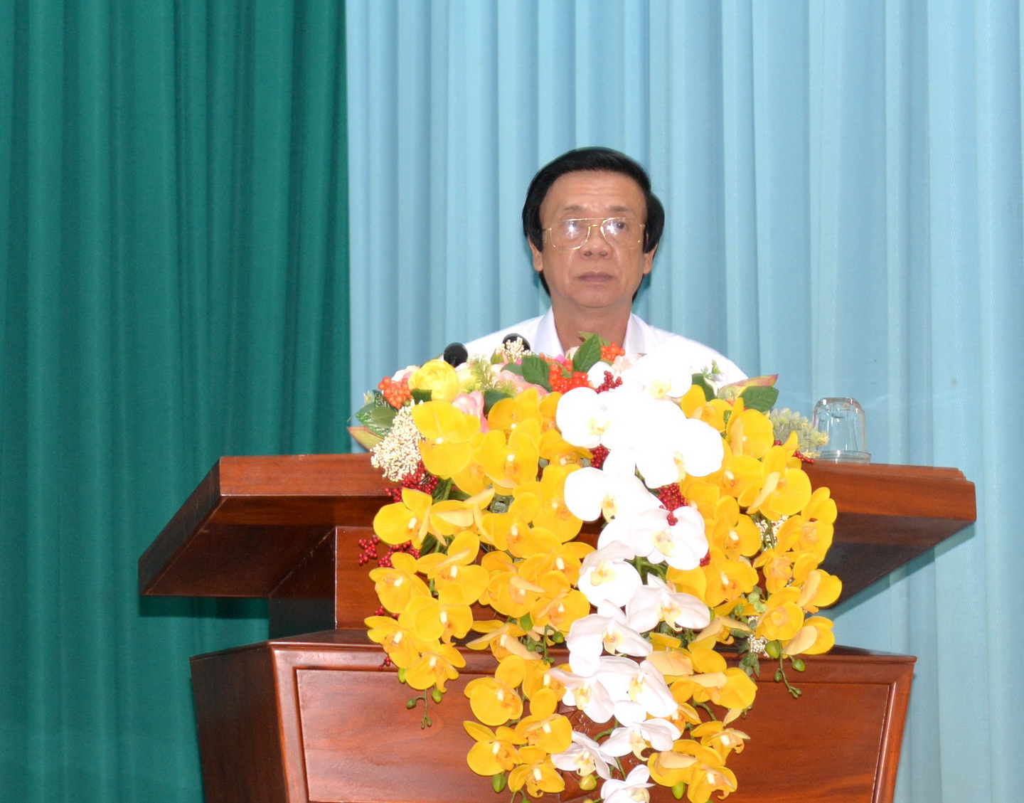 Bí thư Tỉnh ủy Nguyễn Văn Danh phát biểu chỉ đạo hội nghị.