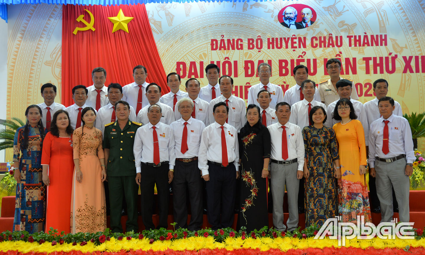 Đoàn Đại biểu dự Đại hội Đại biểu Đảng bộ tỉnh  Tiền Giang lần thứ XI, nhiệm kỳ 2020-2025