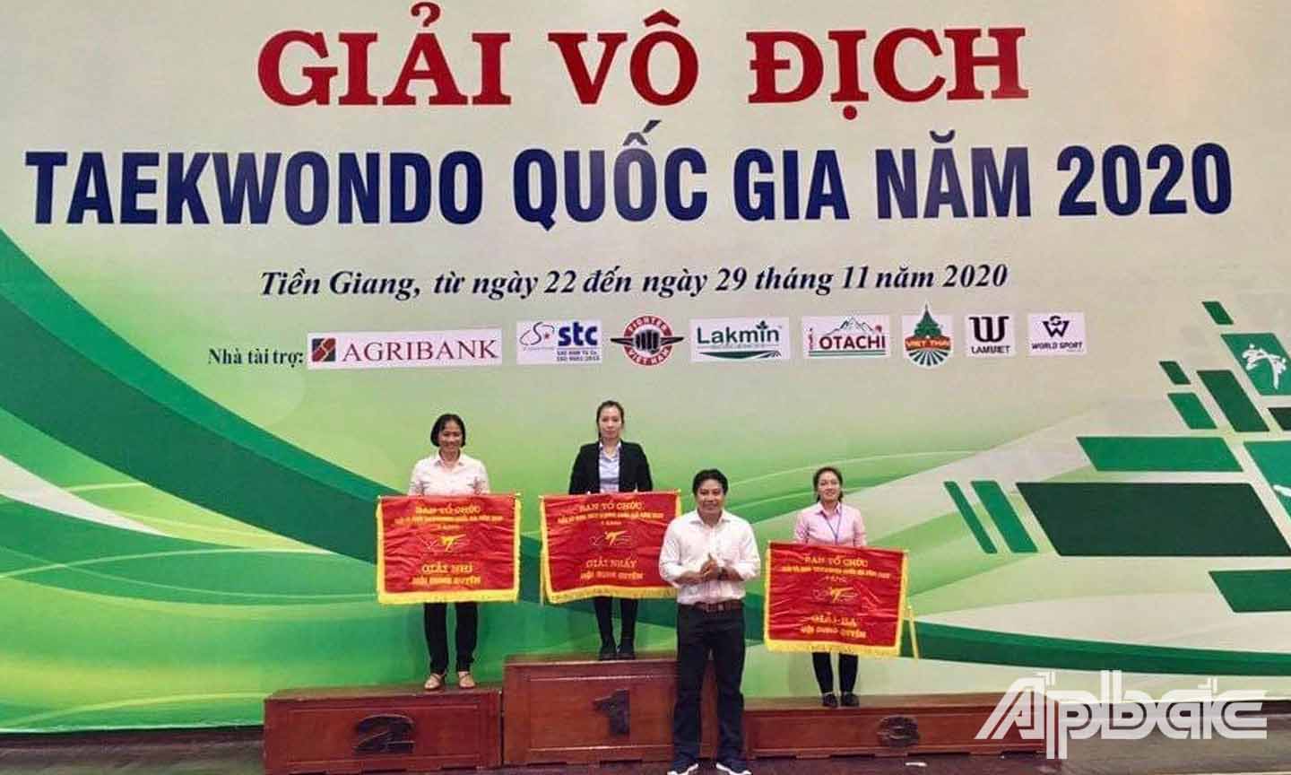 TP. Hồ Chí Minh đoạt hạng Nhất toàn đoàn nội dung biểu diễn quyền.