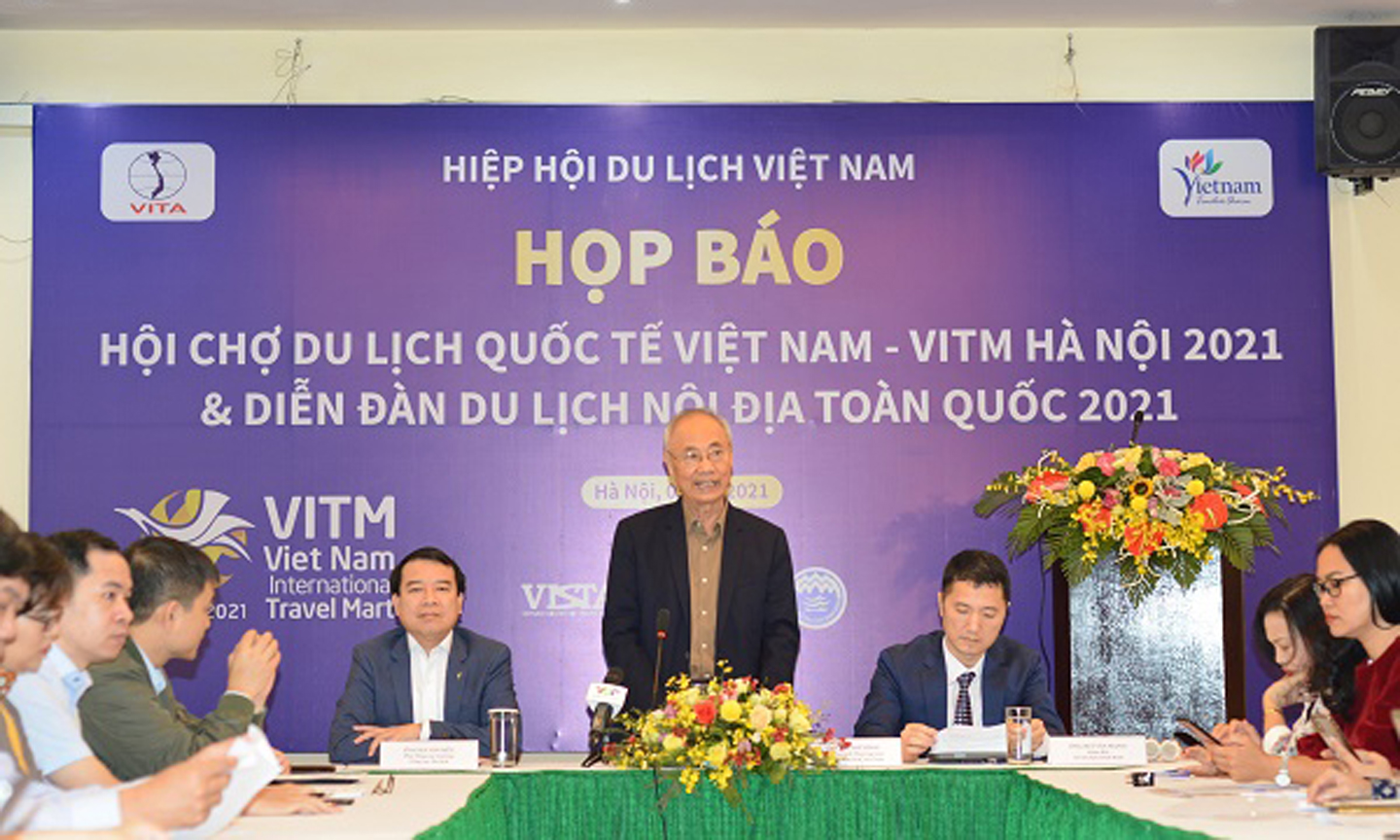 Họp báo về Diễn đàn Du lịch nội địa toàn quốc 2021 và Hội chợ Du lịch quốc tế Việt Nam. Ảnh VGP/Thiện Tâm