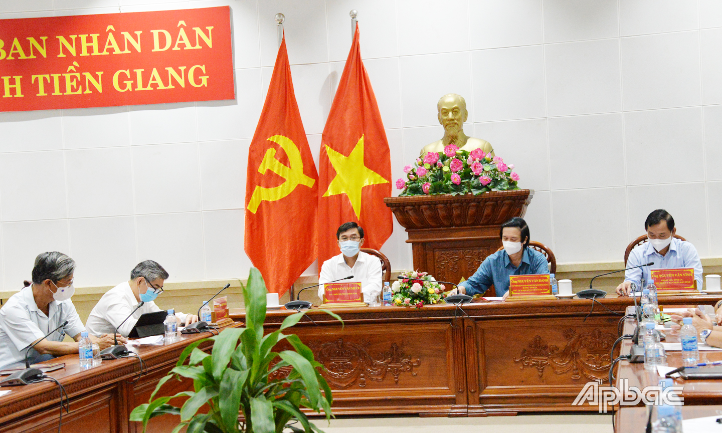 Lãnh đạo Tỉnh ủy, UBND tỉnh Tiền Giang tham dự buổi họp