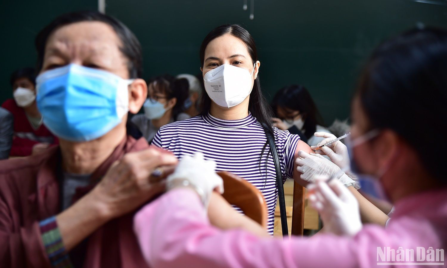 Việt Nam nằm trong nhóm các nước có tỷ lệ tiêm chủng cao nhất thế giới. (Ảnh: THÀNH ĐẠT)
