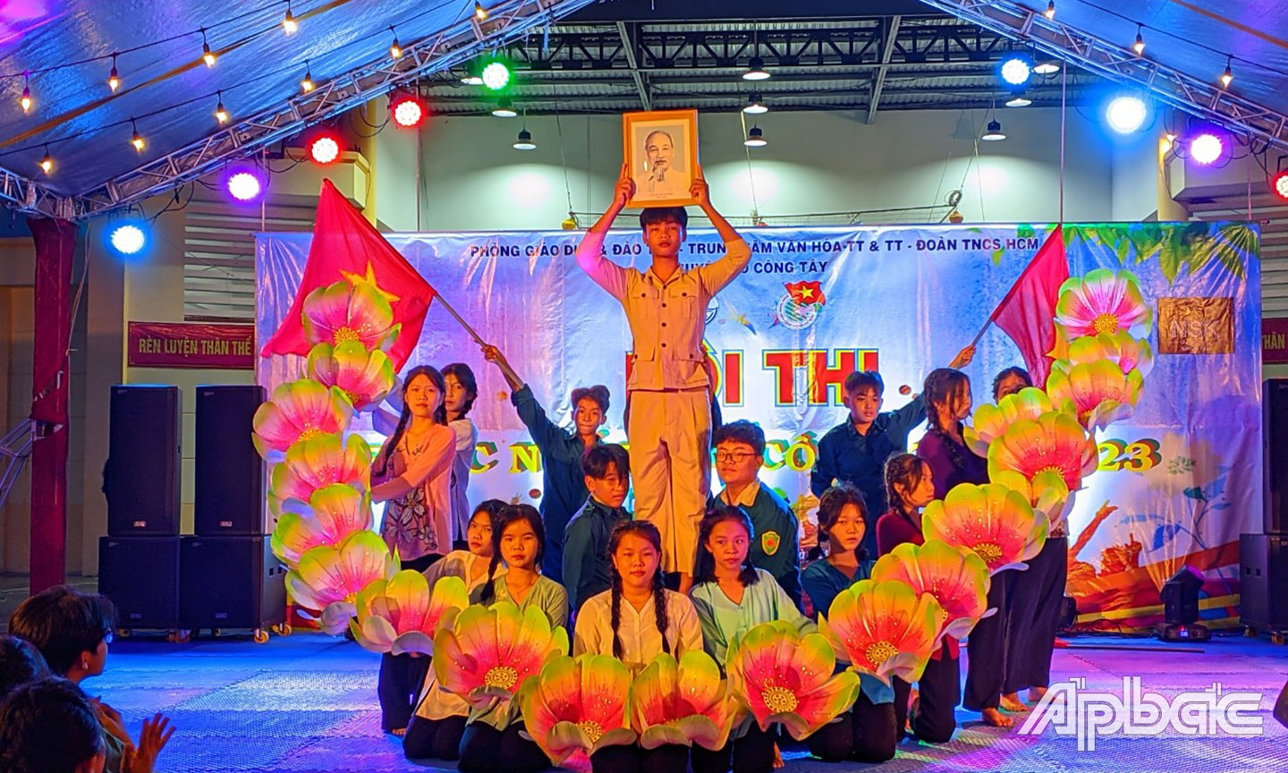 Hội thi Bước nhảy thu hút nhiều học sinh các trường tham gia.                                                           Ảnh: Ngọc Thơ