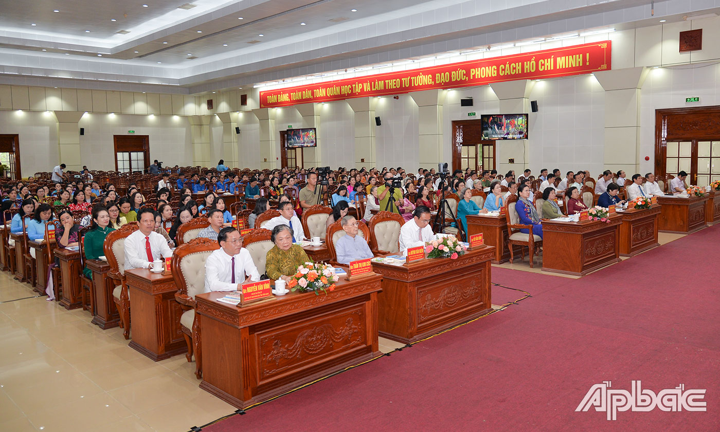 Đại biểu tỉnh Tiền Giang tham dự Hội thảo.