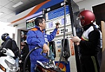 Giá xăng dầu tăng giảm đan xen từ 15 giờ ngày 11/4
