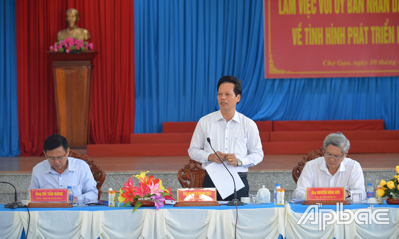 Phó Chủ tịch UBND tỉnh Nguyễn Thành Diệu ghi đánh giá cao nội dung buổi làm việc.