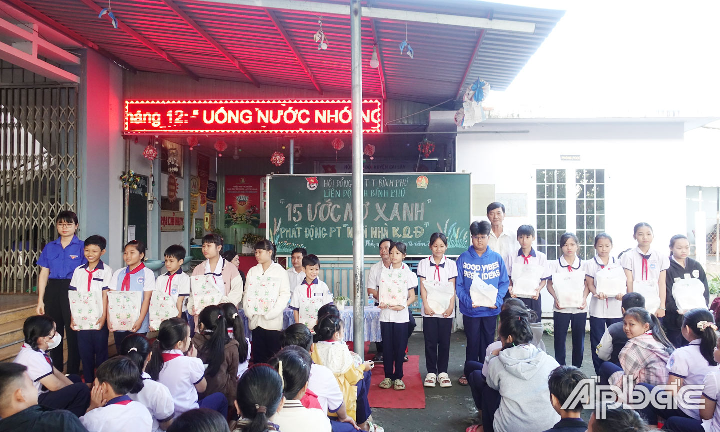 Chuyện dạy và học ở Trường tiểu học Bình Phú