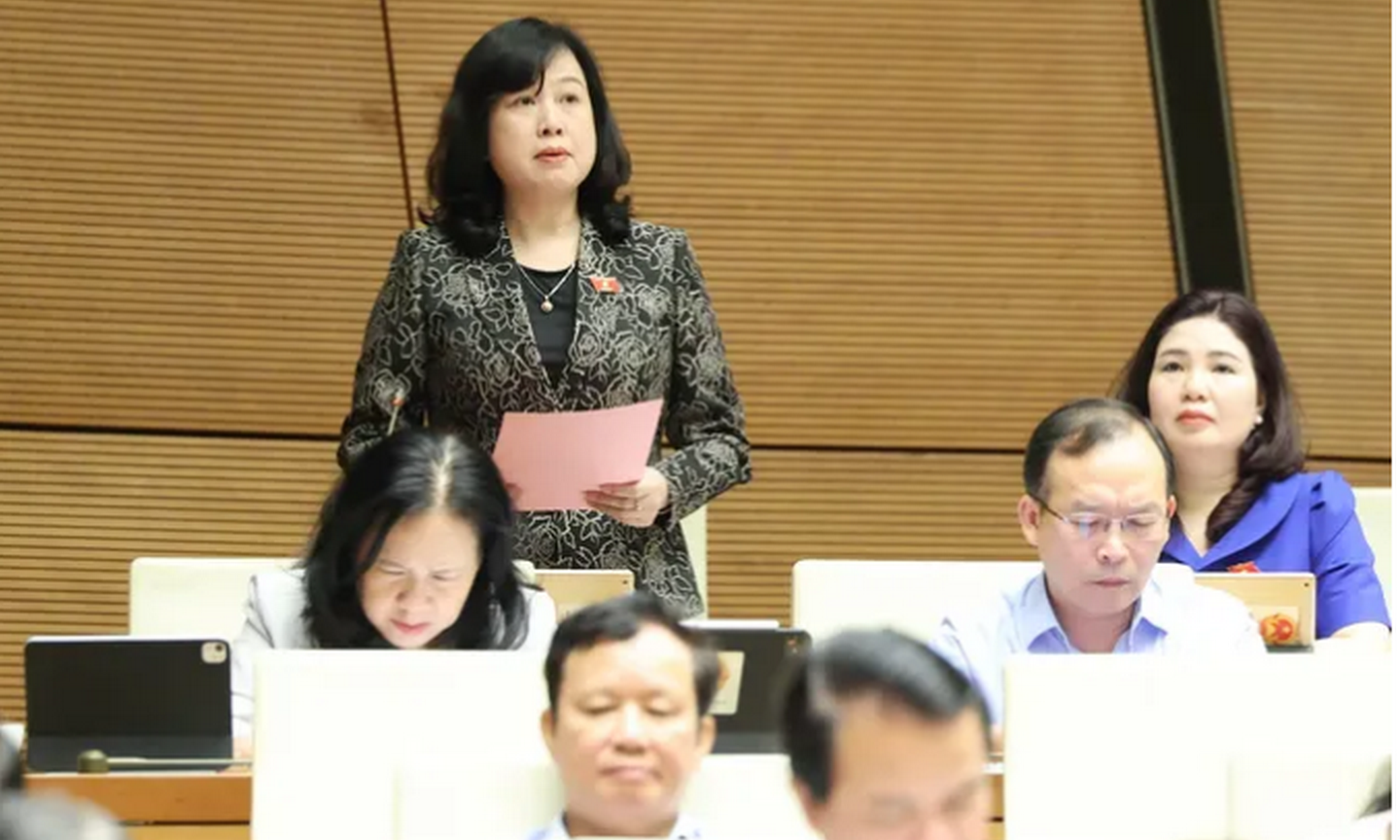 Bộ trưởng Bộ Y tế Đào Hồng Lan: Kiên quyết không để thuốc giả vào bệnh viện