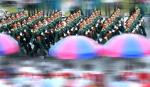 Diễu binh, diễu hành kỷ niệm 37 năm ngày thống nhất đất nước
