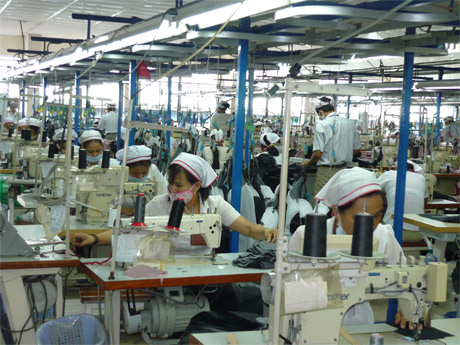 Doanh nghiệp đỡ khó khăn hơn khi gói hỗ trợ được triển khai nhanh chóng. Ảnh: Hữu Nghị.