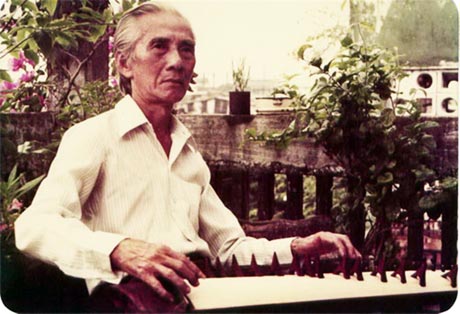 Nghệ sĩ nhân dân - Soạn giả Viễn Châu. 