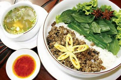 Phở khô Gia Lai: