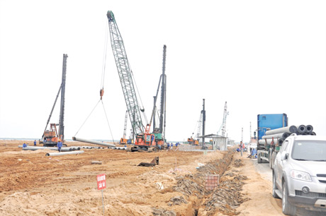 Quy hoạch khu công nghiệp ở một số nơi còn gặp nhiều khó khăn.