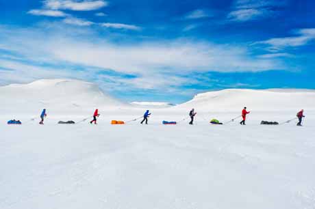  Giải thưởng do độc giả bình chọn/Hạng mục Con người: EXPEDITION AMUNDSEN – Một cuộc đua theo con đường của nhà thám hiểm nổi tiếng Roald Amundsen đưa những người tham dự đến cao nguyên Hardangervidda, Na Uy. Tác giả: Kai-Otto Melau.