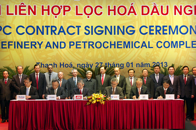 Lễ ký hợp đồng EPC dự án Liên hợp Lọc hóa dầu Nghi Sơn. 