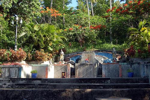 Ngôi mộ 