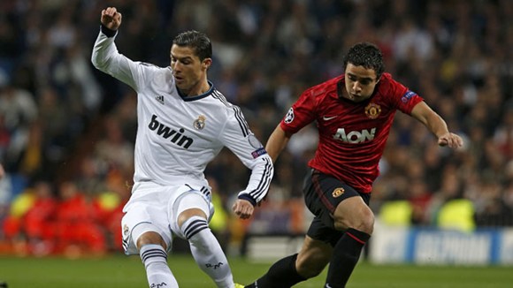 Ronaldo (trắng) chơi khá ổn trong lần đối mặt với đội bóng cũ