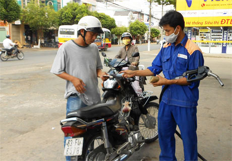 Công khai Quỹ Bình ổn giá xăng dầu tạo sự minh bạch cho thị trường. 