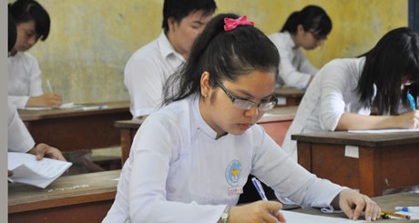 Chuẩn bị bước vào môn thi đầu tiên.