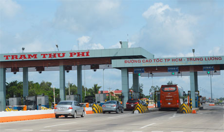 Trạm thu phí đường cao tốc TP. Hồ Chí Minh - Trung Lương tại xã Thân Cửu Nghĩa, huyện Châu Thành, Tiền Giang. Ảnh: Vân Anh