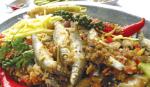 Cá linh mùa lũ chưa kịp rút