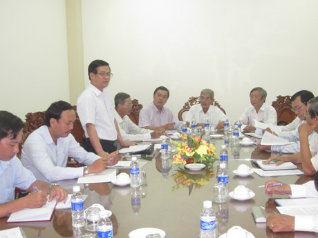 ông Vũ Đình Liên – Vụ trưởng Vụ công tác dân vận của các cơ quan nhà nước  phát biểu chỉ đạo.