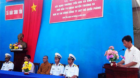 Lễ khởi công Trường Tiểu học xã Sinh Tồn. Ảnh: Đỗ Huy