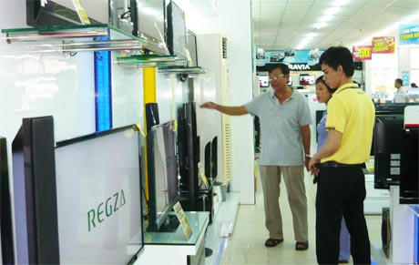 Siêu thị Điện máy - Nội thất Chợ Lớn (TP. Mỹ Tho) đang triển khai các chương trình khuyến mãi, giảm giá các mặt hàng điện máy, điện tử.