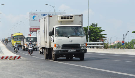 Điểm nóng về kẹt xe vào dịp Tết tại cầu Kinh Xáng trên QL1A thuộc huyện Châu Thành (Tiền Giang) năm nay đã được xóa bỏ. Ảnh: Vân Anh