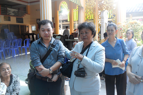 Anh Nguyễn Thanh Triều và cô Châu Ngọc.