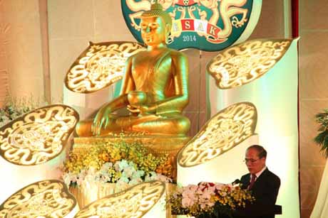  Chủ tịch Quốc hội Nguyễn Sinh Hùng phát biểu tại Lễ khai mạc Đại lễ Phật đản Liên hợp quốc 2014. Ảnh: KS