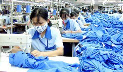 Vận động nhân dân không tham gia biểu tình trái pháp luật, hỗ trợ nhau trong sản xuất kinh doanh - Ảnh minh họa 