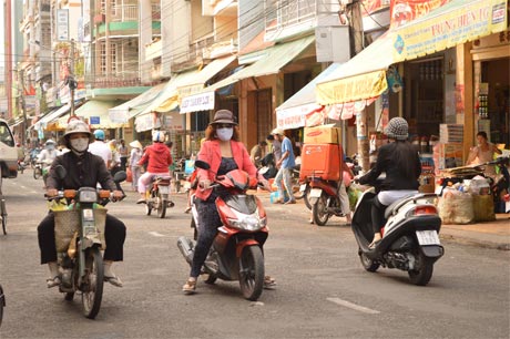 Đường Nguyễn Huệ - Đường có giá cao nhất tỉnh. Ảnh: Vân Anh