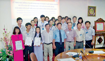 Sinh viên các trường nhận học bổng  Hessen - CHLB Đức.