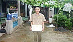 Tuổi cao vẫn đam mê văn nghệ