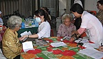 Hội Chữ thập đỏ TP. Mỹ Tho: Khám bệnh và phát quà cho người nghèo