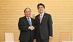 Phó Thủ tướng Nguyễn Xuân Phúc hội kiến Thủ tướng Nhật Bản Shinzo Abe