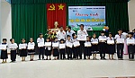 Trao học bổng 