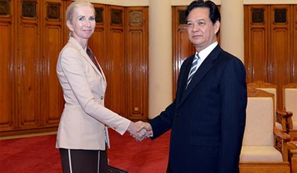 Thủ tướng Nguyễn Tấn Dũng tiếp Đại sứ Na Uy Siren Gjerme Eriksen tới chào xã giao. Ảnh: VGP/Quang Hiếu