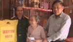 Cái Bè: Thăm,tặng quà Mẹ Việt Nam anh hùng, gia đình chính sách nhân 22-12