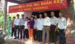 Tặng nhà Đại đoàn kết cho hộ gặp khó khăn về nhà ở