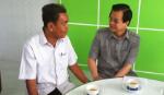 Thăm và tặng quà gia đình chính sách nhân kỷ niệm 22-12