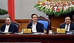 Thủ tướng yêu cầu tìm mọi giải pháp tháo gỡ khó khăn cho doanh nghiệp
