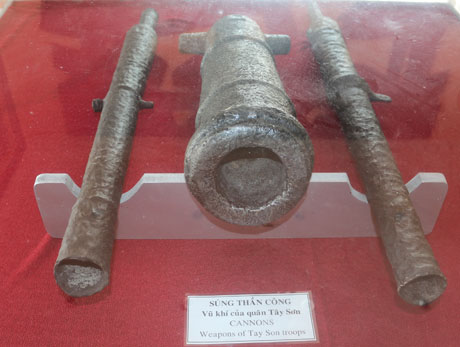 Súng thần công - vũ khí của quân Tây Sơn.