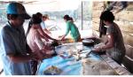 Nhộn nhịp mùa làm bánh tráng, bánh phồng tết