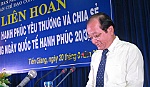 Liên hoan gia đình hạnh phúc yêu thương và chia sẻ